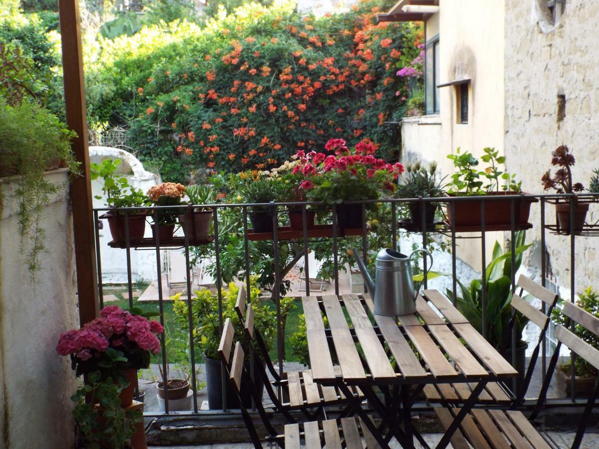 B&B Ingiropernapoli 외부 사진